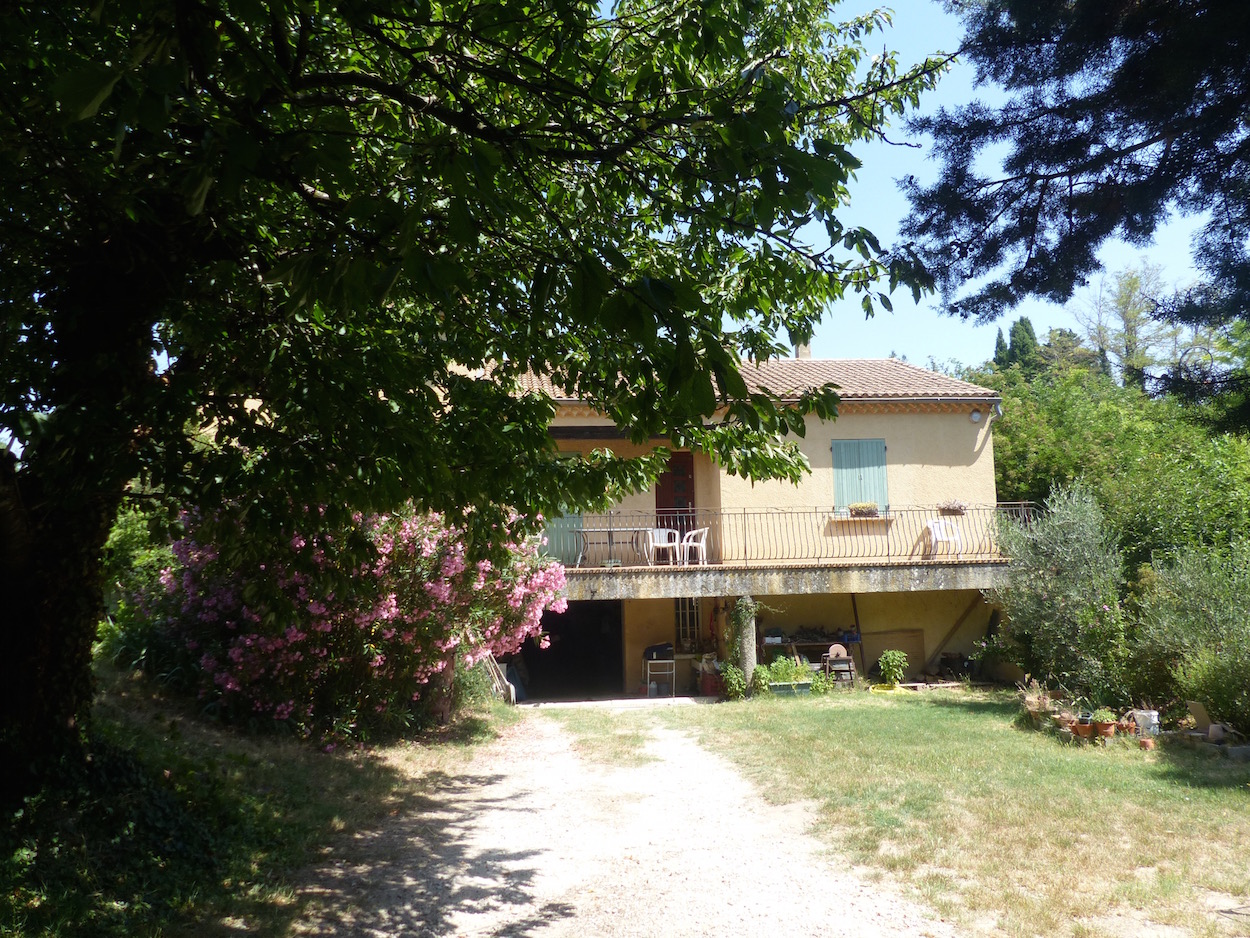 maisons-village