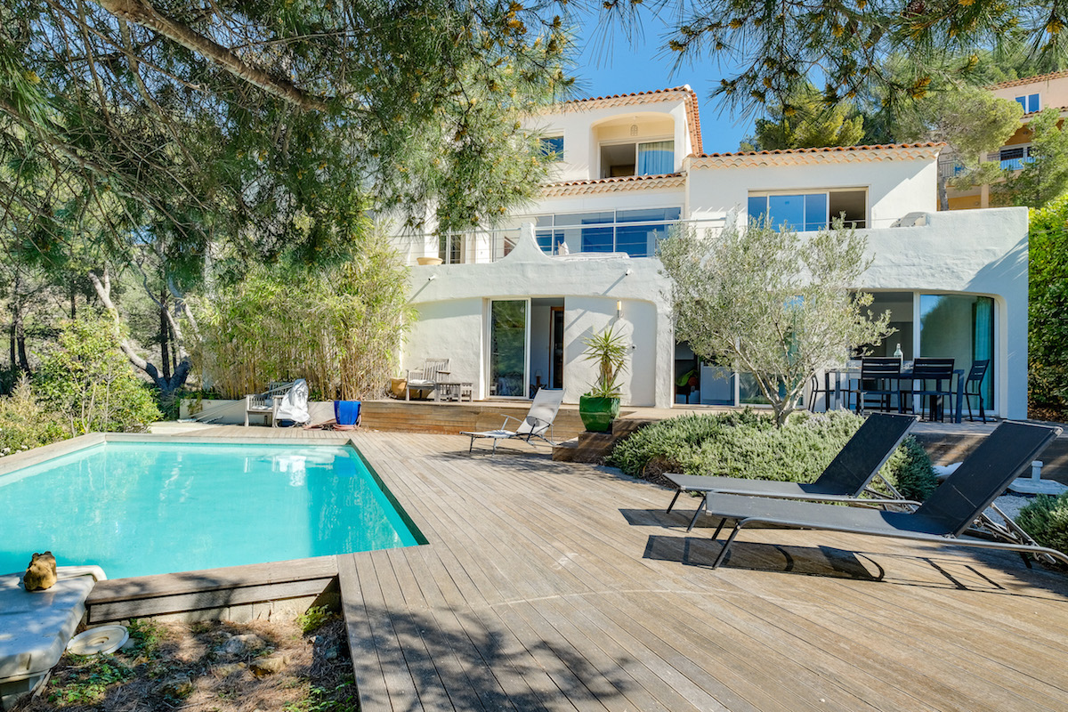 Authentic Property - Provence Real Estate in France